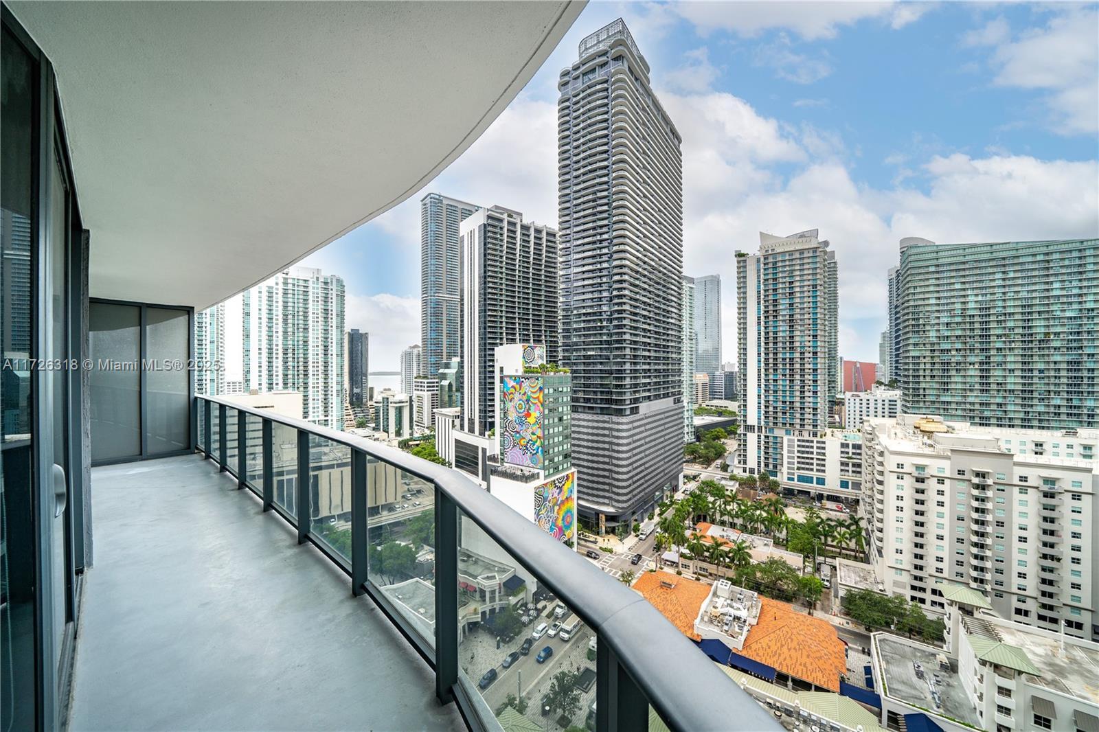 Picture of 45 SW 9Th St # 2006, Miami, FL 33130