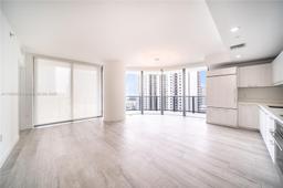 Picture of 45 SW 9Th St # 2006, Miami, FL 33130