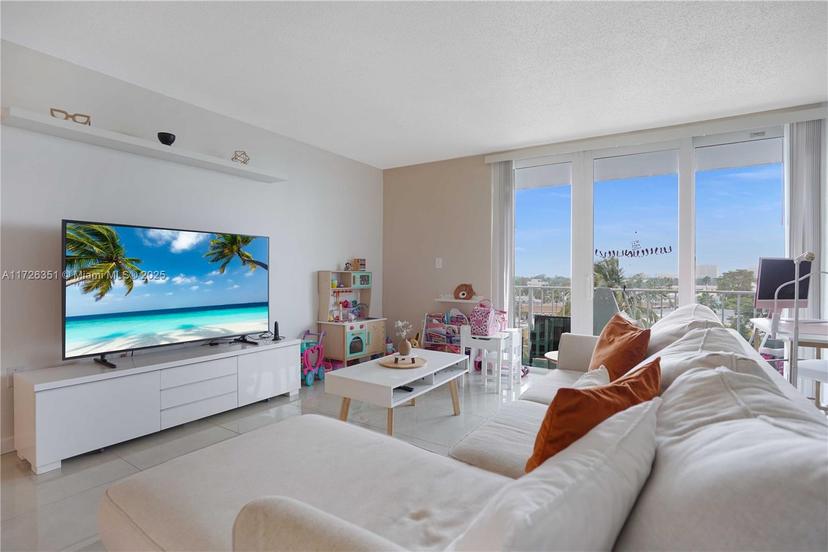 Picture of 7133 Bay Dr # 601, Miami Beach FL 33141