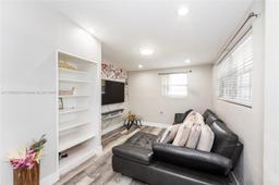 Picture of 1890 NW 127Th St, Miami, FL 33167