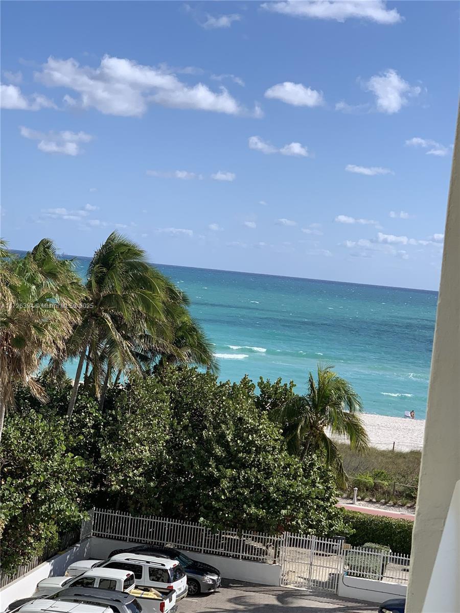 Picture of 5005 Collins Ave # 522, Miami Beach, FL 33140