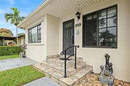 Picture of 249 Carlisle Dr, Miami Springs, FL 33166