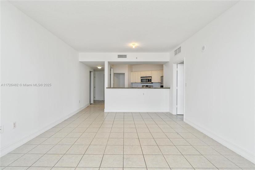 Picture of 1 Glen Royal Pkwy # 801, Miami FL 33125