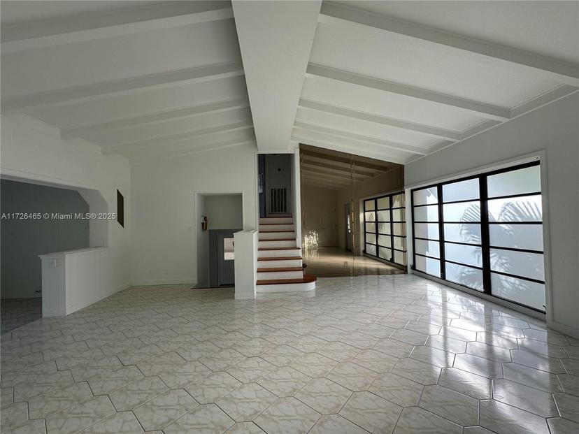 Picture of 2454 Tortugas Ln, Fort Lauderdale FL 33312