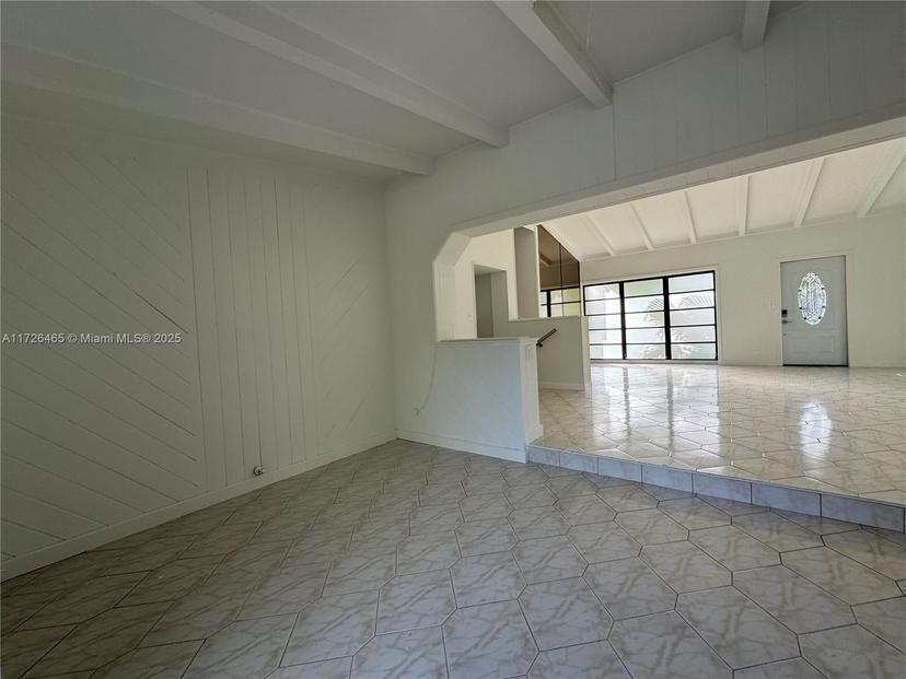 Picture of 2454 Tortugas Ln, Fort Lauderdale FL 33312