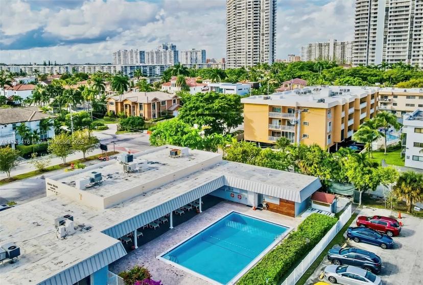 Picture of 3725 NE 169 St # 203, North Miami Beach FL 33160