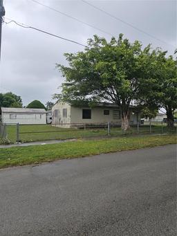 Picture of 16900 SW 301St Ter, Homestead, FL 33030