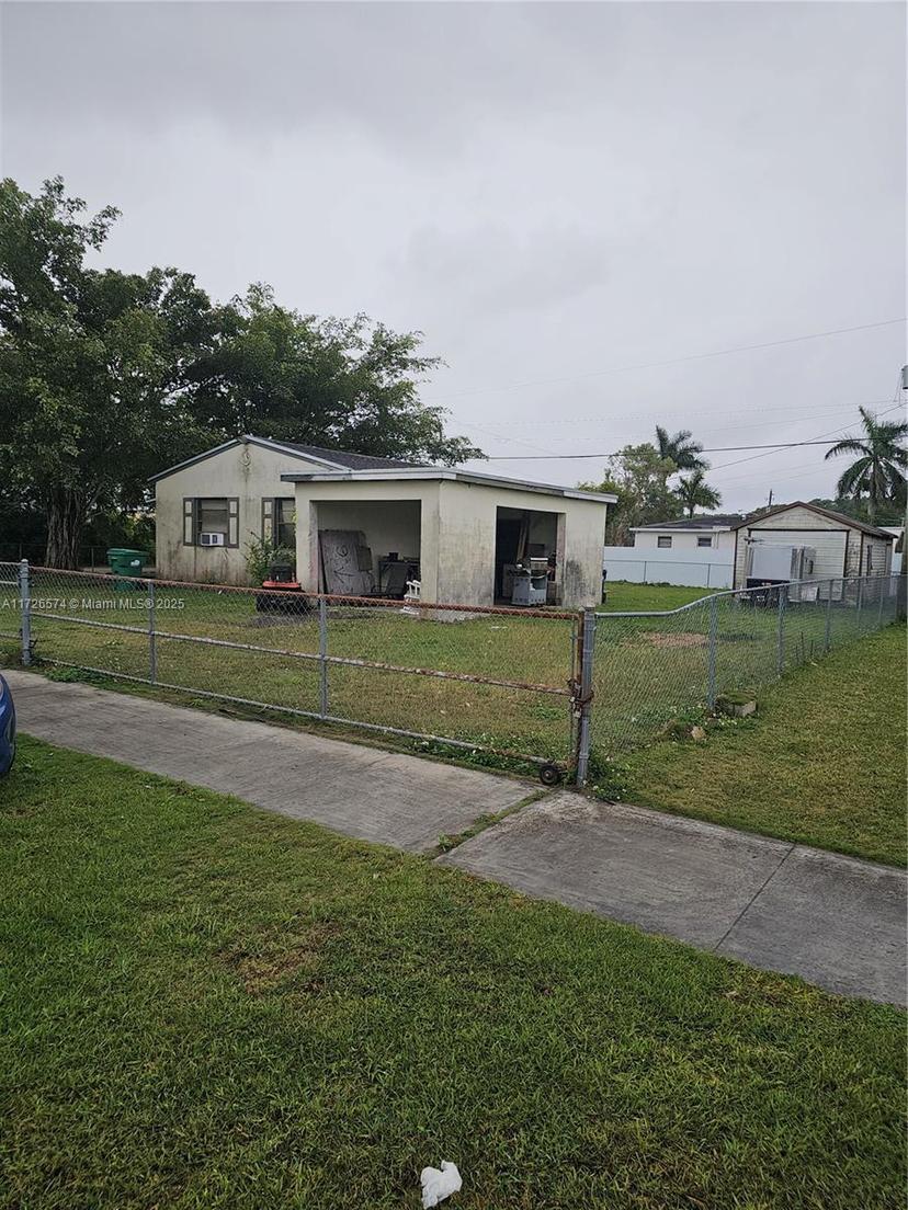 Picture of 16900 SW 301St Ter, Homestead FL 33030