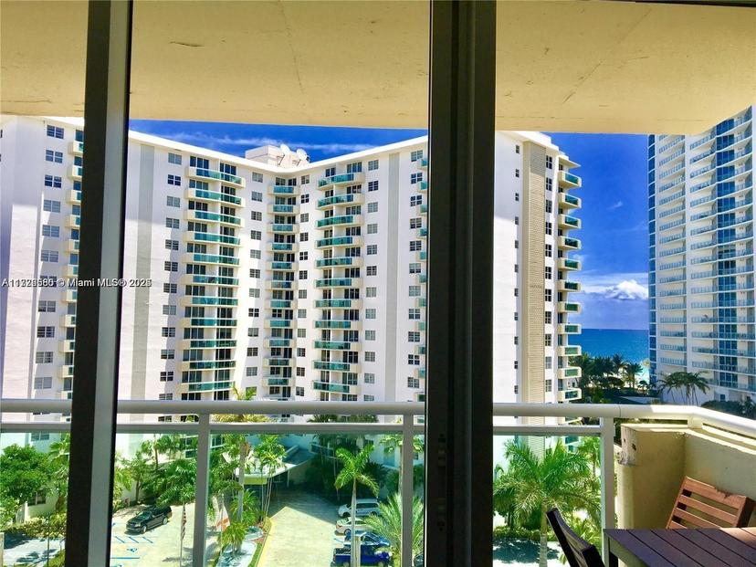 Picture of 3000 S Ocean Dr # 502, Hollywood FL 33019
