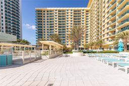Picture of 2501 S Ocean Dr # 1418, Hollywood, FL 33019