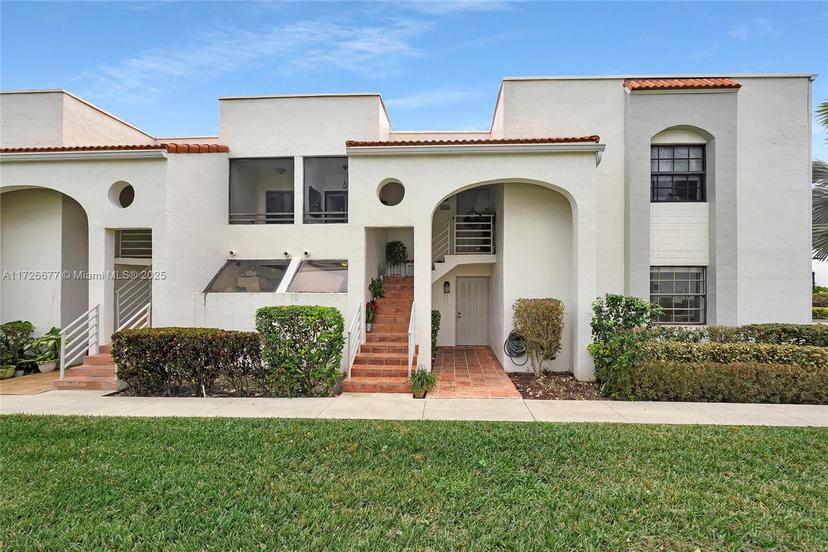 Picture of 3545 Magellan Cir # 5, Aventura FL 33180