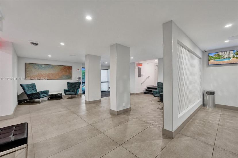 Picture of 1160 N Federal Hwy # 419, Fort Lauderdale FL 33304