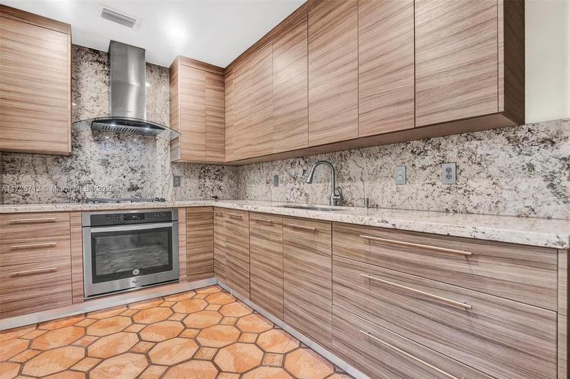 Picture of 1406 Fletcher St, Hollywood FL 33020