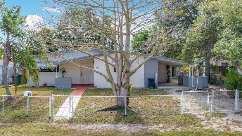 Picture of 6610 Roosevelt St, Hollywood FL 33024