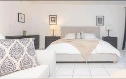 Picture of 2301 Collins Ave # 423, Miami Beach, FL 33139