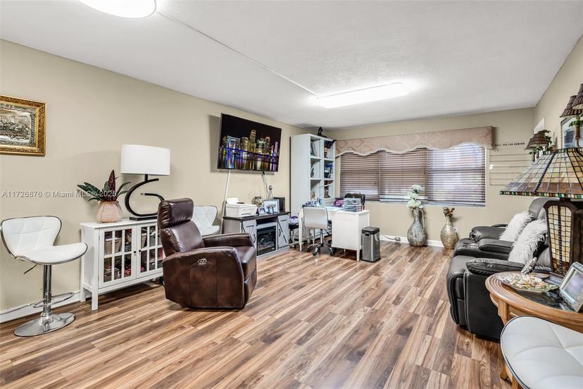 Picture of 1400 NE 191St St # 120, Miami FL 33179