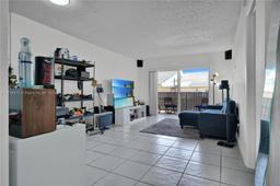 Picture of 10900 SW 104Th St # 216, Miami, FL 33176