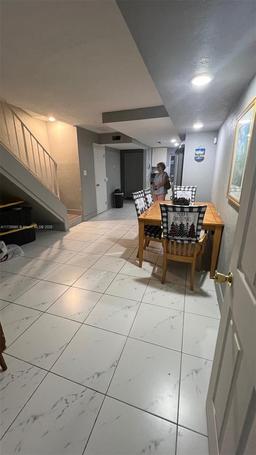 Picture of 1056 W 44Th Ter # 49, Hialeah, FL 33012