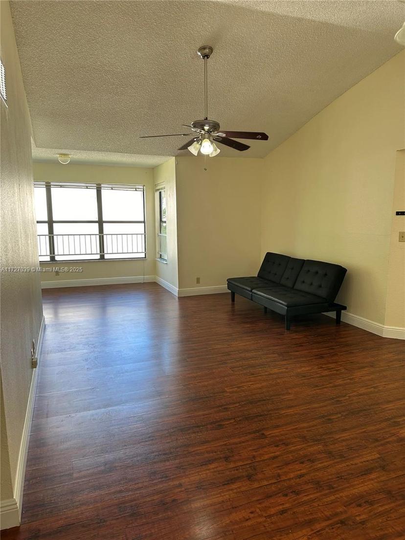 Picture of 2796 S University Dr # 2208, Davie FL 33328