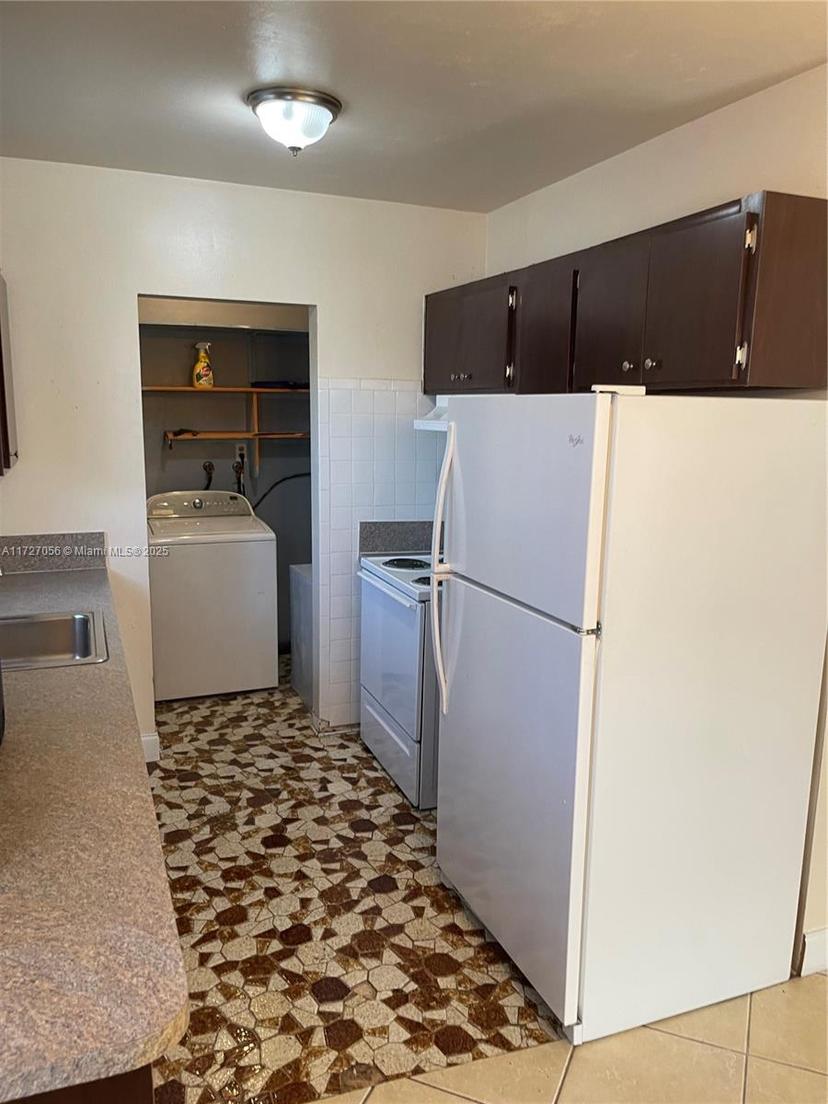 Picture of 357 SW 1St Ter, Deerfield Beach FL 33441