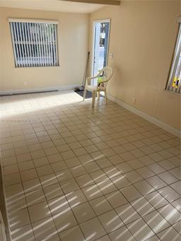 Picture of 357 SW 1St Ter, Deerfield Beach, FL 33441