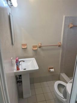 Picture of 357 SW 1St Ter, Deerfield Beach, FL 33441