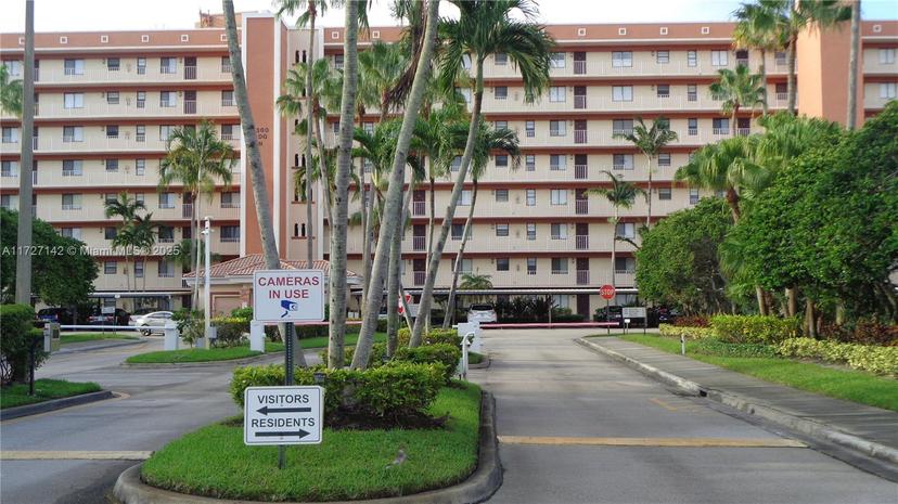 Picture of 7360 S Oriole Blvd # 806, Delray Beach FL 33446