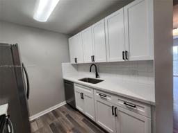 Picture of 13450 SW 3Rd St # 409D, Pembroke Pines, FL 33027
