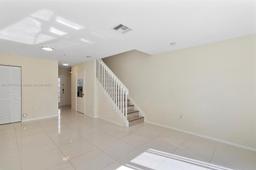 Picture of 2052 NE 167Th St # 123, North Miami Beach, FL 33162