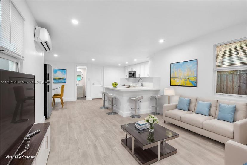Picture of 2372 NW 34Th St, Miami FL 33142