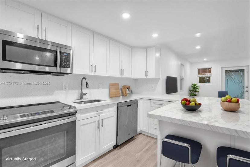 Picture of 2372 NW 34Th St, Miami FL 33142