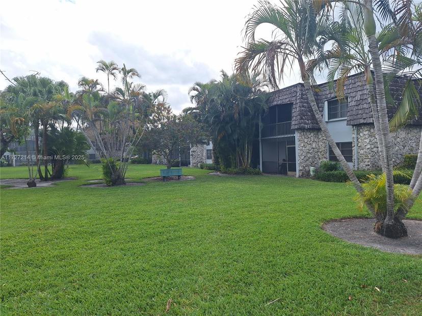 Picture of 3119 Oakland Shores Dr # C109, Oakland Park FL 33309