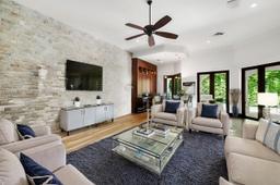 Picture of 12500 Vista Ln, Pinecrest, FL 33156