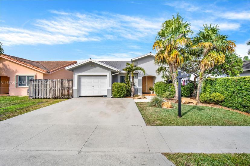 Picture of 13501 SW 182Nd St, Miami FL 33177