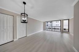 Picture of 6830 Indian Creek Dr # 1D, Miami Beach, FL 33141