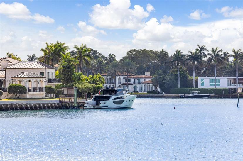 Picture of 6830 Indian Creek Dr # 1D, Miami Beach FL 33141