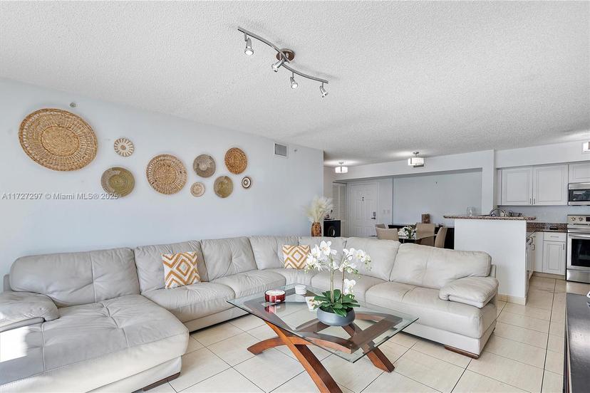 Picture of 1155 Brickell Bay Dr # 603, Miami FL 33131