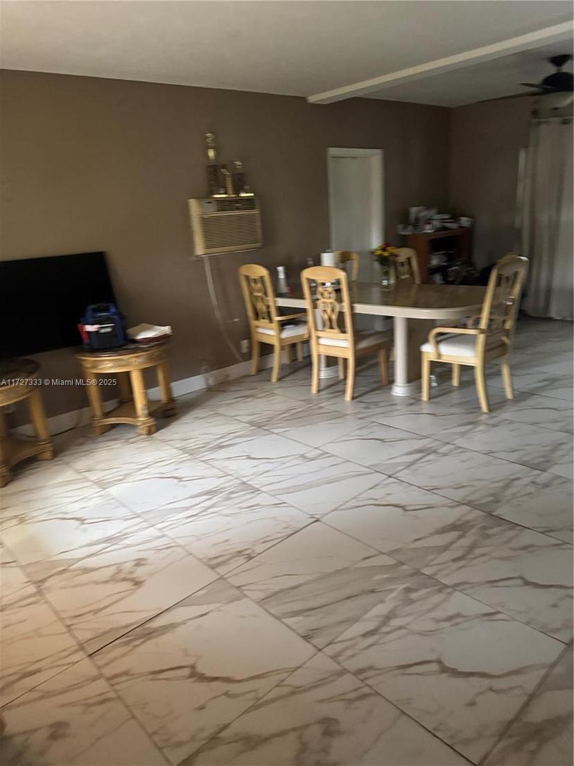 Picture of 2410 NE 2Nd Ter, Pompano Beach FL 33064