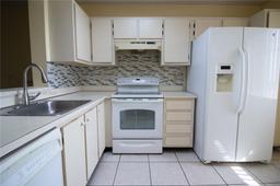 Picture of 7730 NW 50Th St # 507, Lauderhill, FL 33351