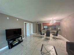 Picture of 1200 Brickell Bay Dr # 2214, Miami, FL 33131