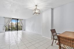 Picture of 2500 NE 135Th St # B206, North Miami, FL 33181