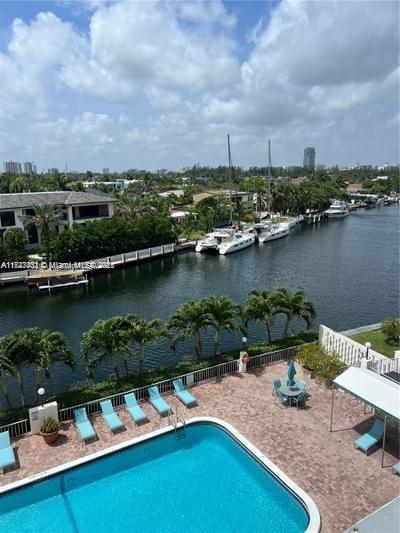 Picture of 401 Golden Isles Dr # 314, Hallandale Beach FL 33009