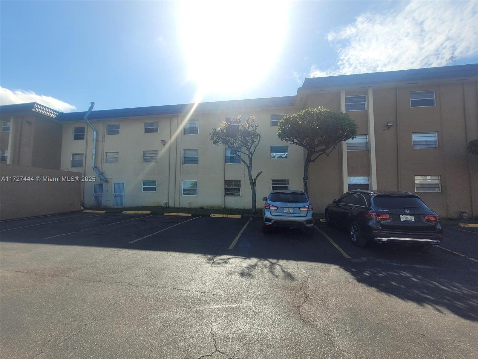 Picture of 4655 Palm Ave # 204, Hialeah, FL 33012
