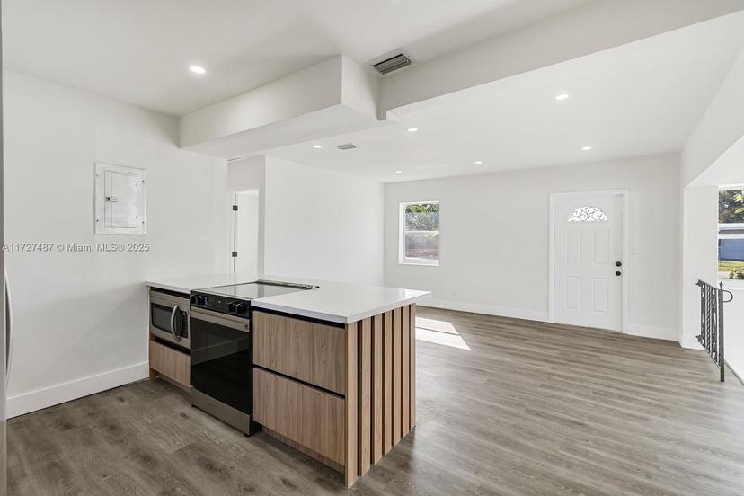 Picture of 939 NW 12Th St, Fort Lauderdale FL 33311