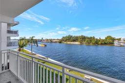 Picture of 1111 N Riverside Dr # 307, Pompano Beach, FL 33062