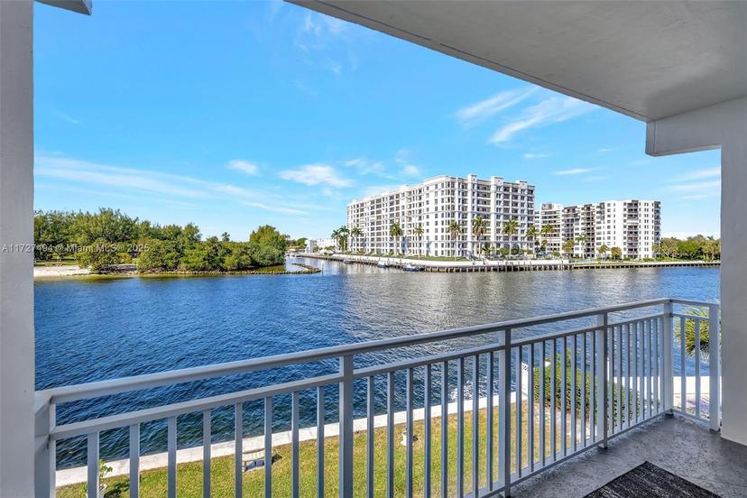 Picture of 1111 N Riverside Dr # 307, Pompano Beach FL 33062