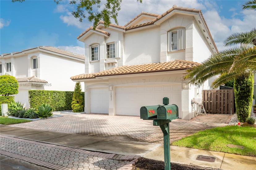Picture of 10857 NW 73Rd Ter, Doral FL 33178