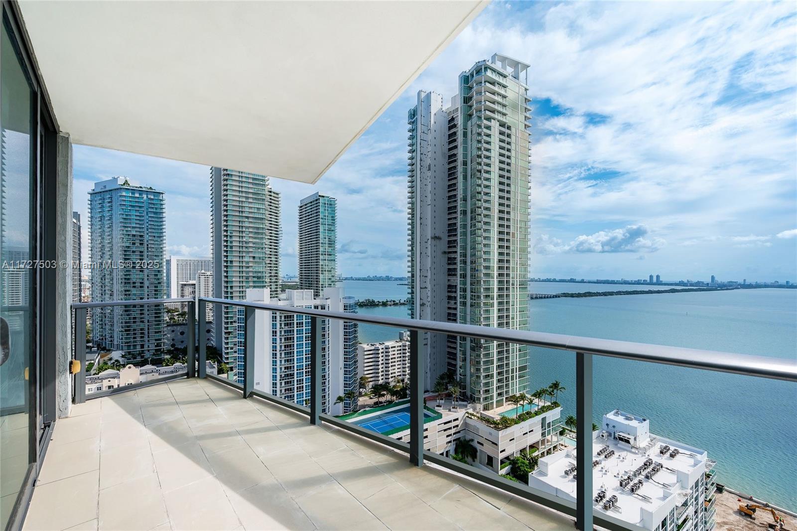 Picture of 460 NE 28Th St # 2601, Miami, FL 33137