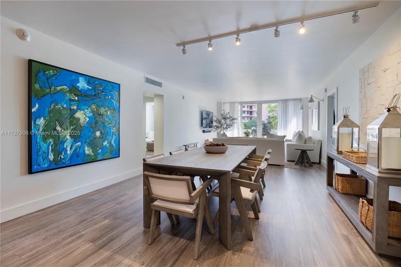Picture of 90 Edgewater Dr # 314, Coral Gables FL 33133