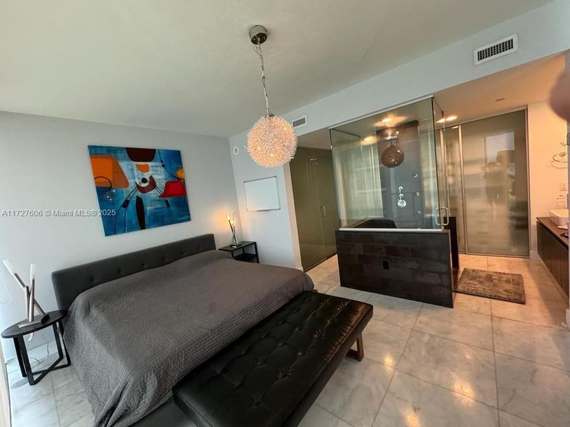 Picture of 1040 Biscayne Blvd # 1505, Miami FL 33132